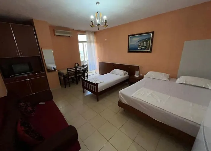 Rezidenca Hasanaj 30 아파트 *