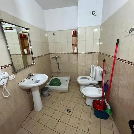 Rezidenca Hasanaj 30 *