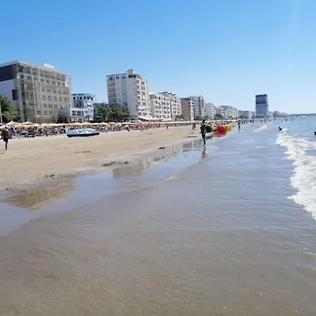 Rezidenca Hasanaj 30 Apartment Durres